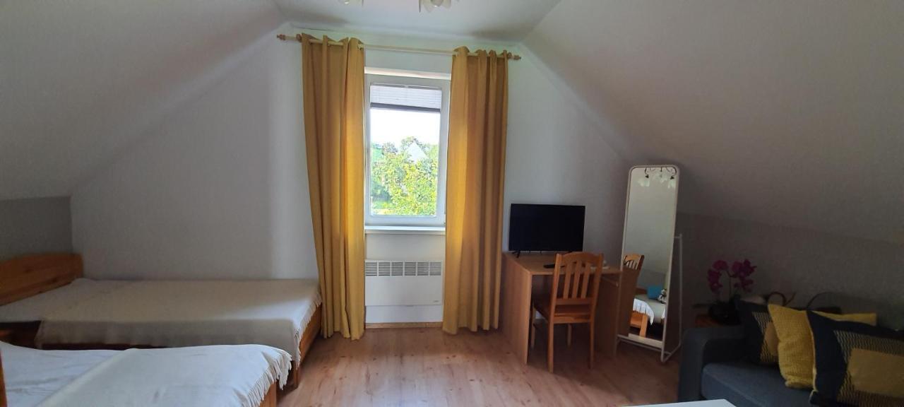 Отель Apartament Starodworski Вроцлав Экстерьер фото